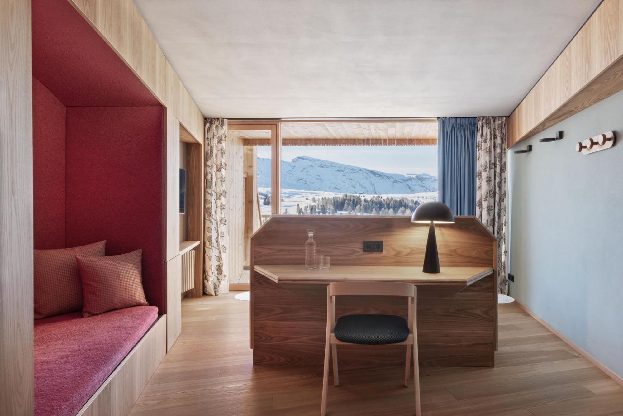 Icaro Hotel Алпе ди Сиуси Екстериор снимка